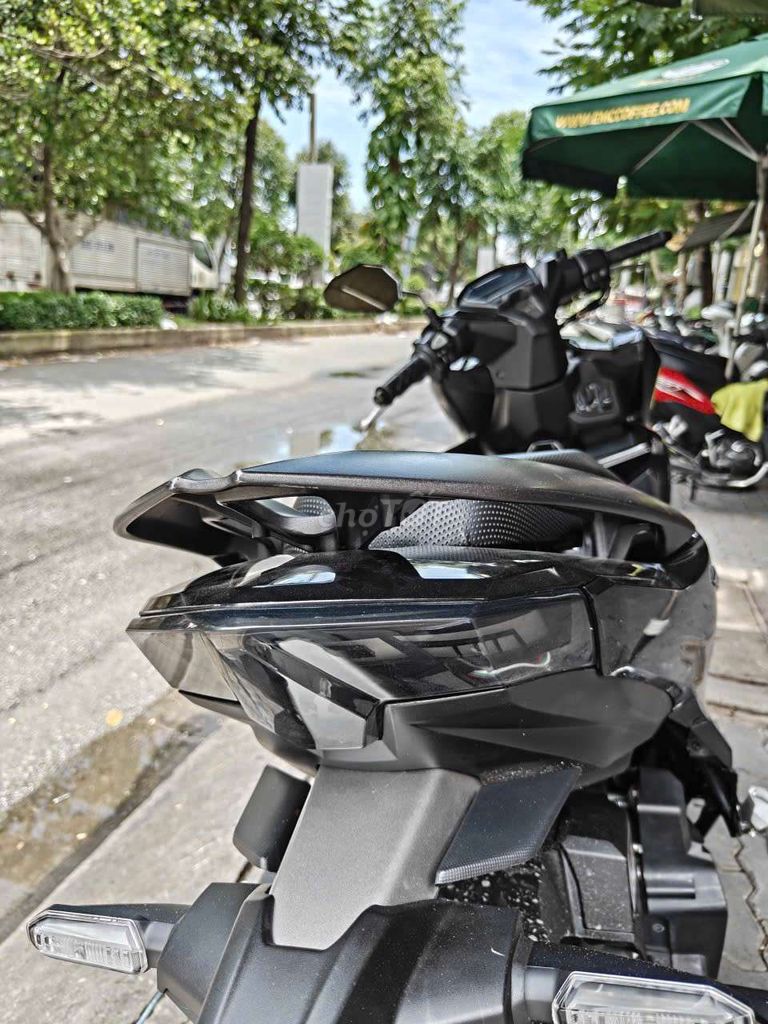 Honda Vario 125cc 2023 черный 7 500 км Индонезия