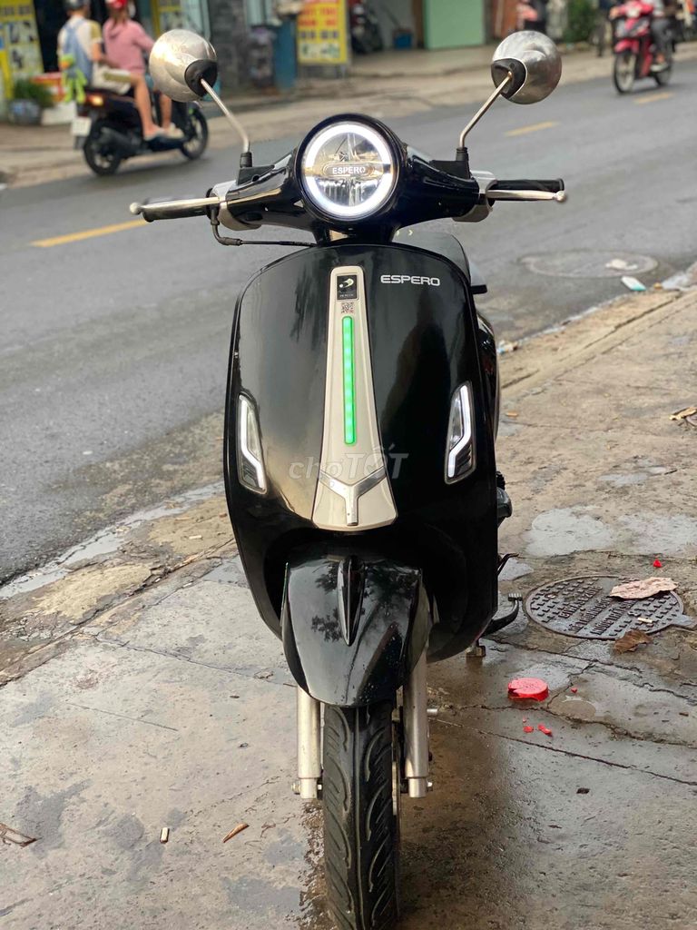 BÁN XE VESPA 50cc. BS 60. KHÔNG CẦN BẰNG LÁI. Mua bán Xe máy tại Thành phố Thủ Đức Tp Hồ Chí Minh được đăng bởi Xe Máy Quốc Hằng góp 0 đồng hình 1