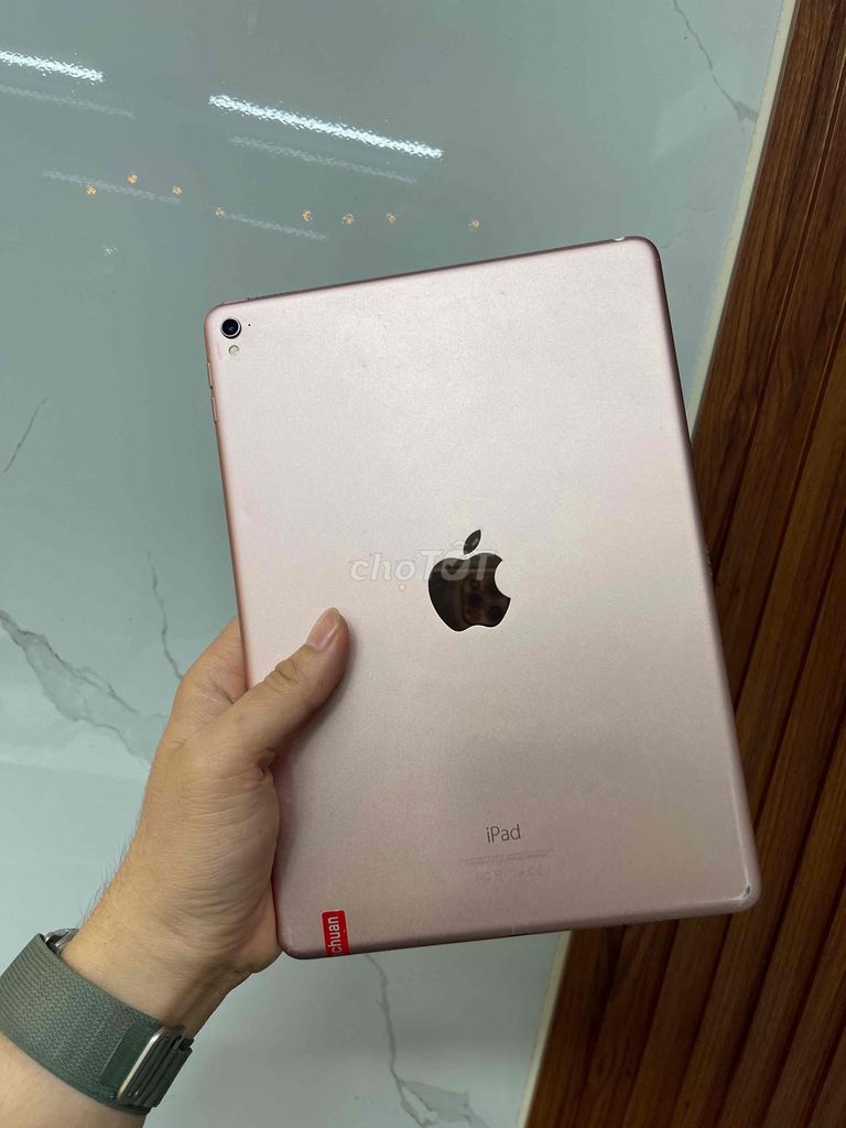 IPad Pro 9.7in 128GB Wifi 4 loa âm thanh siêu hay