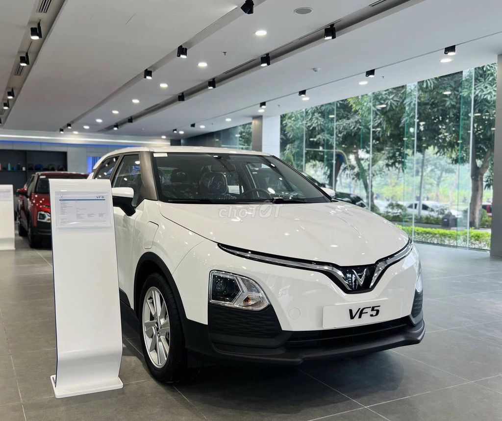 VF5  TRẢ TRƯỚC 0Đ- BAO NỢ XẤU- ĐỦ MÀU. Mua bán Ô tô tại Quận Tân Bình Tp Hồ Chí Minh được đăng bởi VinFast Miền Nam hình 6