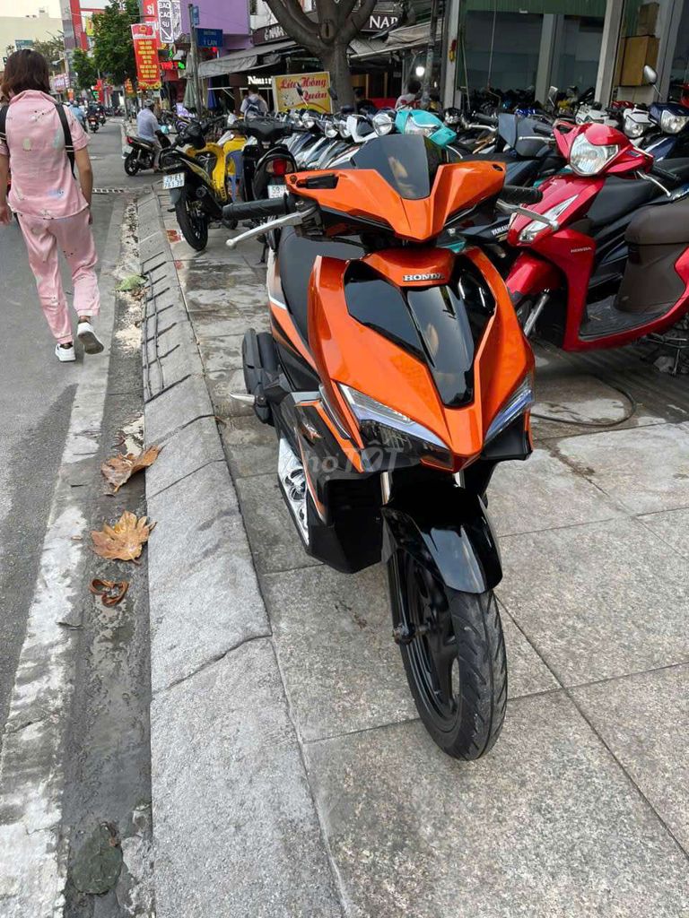 Honda Air Blade 2017 Cam đen