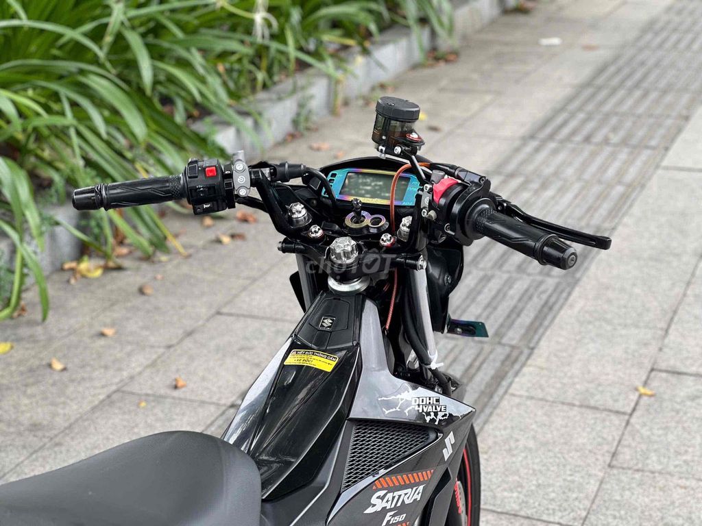 ❤️ Satria 150Fi đời 2020 bstp chính chủ hỗ trợ góp. Mua bán Xe máy tại Quận 11 Tp Hồ Chí Minh được đăng bởi Hưng Từ hình 4