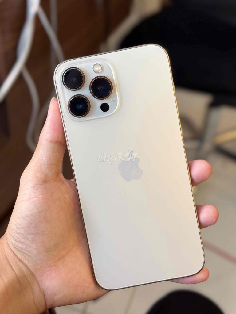 Apple iPhone 13 Pro Max 128GB Vàng. Mua bán Điện thoại tại Huyện Châu Đức Bà Rịa - Vũng Tàu được đăng bởi Tài Táo Thanh Lí Báo đúng tình trạng Có Góp hình 1