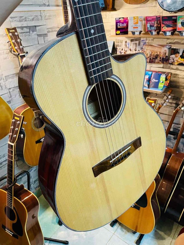 Đàn guitar Acoustic gỗ. Mua bán Nhạc cụ tại Thành phố Huế Thừa Thiên Huế được đăng bởi Hunghoang Nguyen hình 1