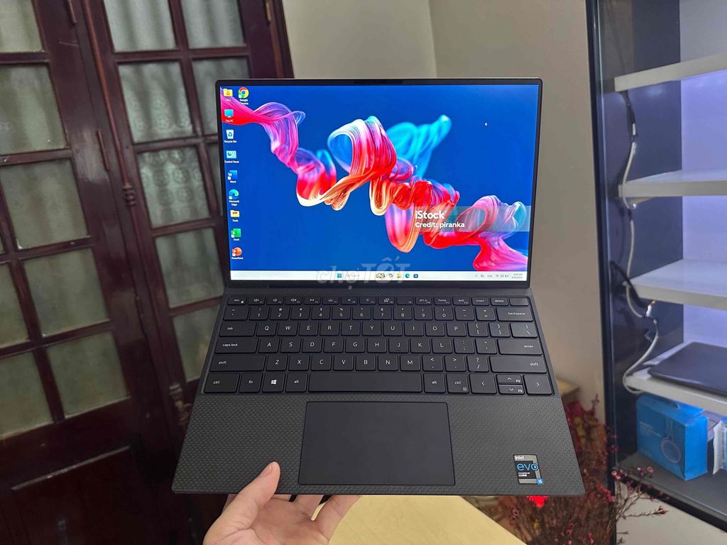 Dell XPS 13 9310 i5 máy Mỹ zin đẹp. Mua bán Laptop tại Quận Thanh Xuân Hà Nội được đăng bởi Tuấn Minh hình 1