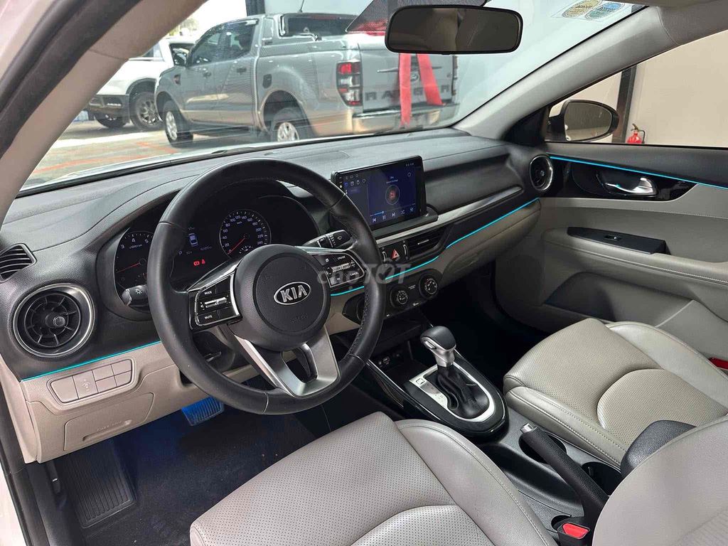 Kia Cerato 2021 1.6 AT Deluxe - 46000 km. Mua bán Ô tô tại Thành phố Buôn Ma Thuột Đắk Lắk được đăng bởi Hiếu Đắk Lắk hình 9