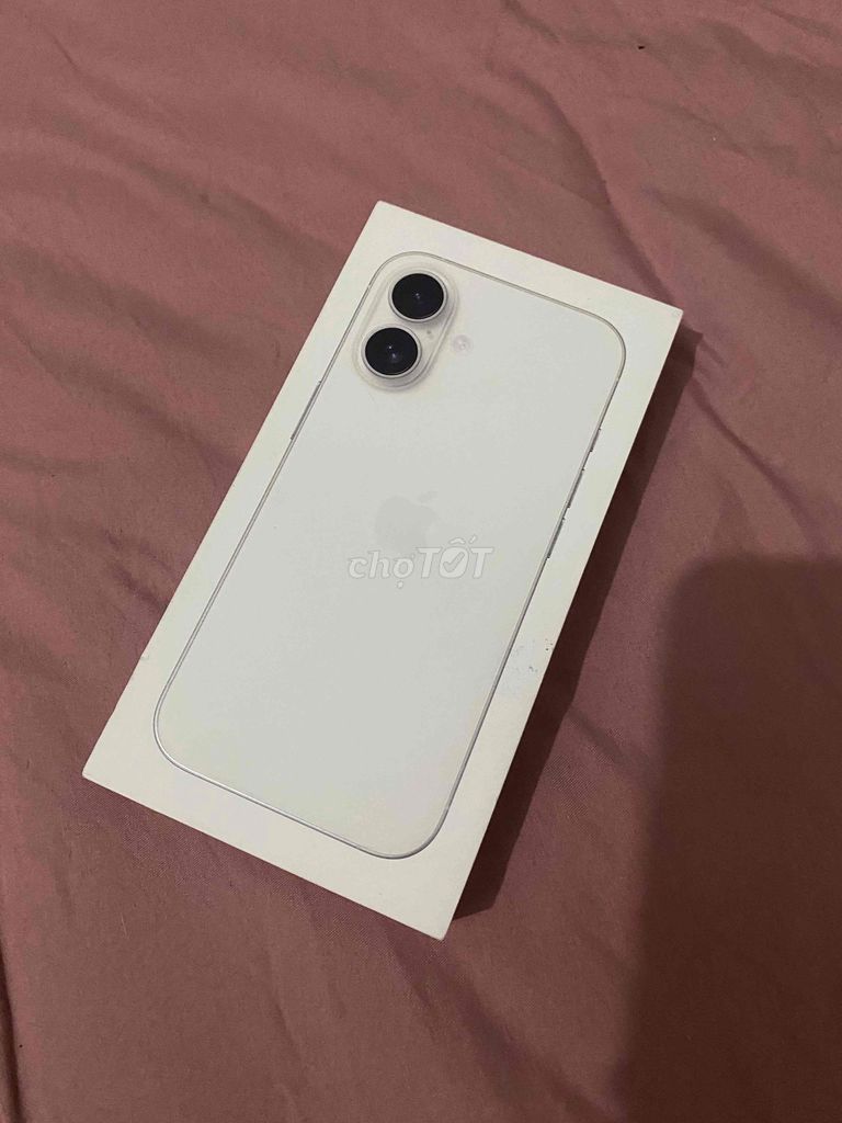 Apple iPhone 16 128GB VN Trắng Mới 100%. Mua bán Điện thoại tại Thành phố Phan Thiết Bình Thuận được đăng bởi Khanh Nguyen hình 1