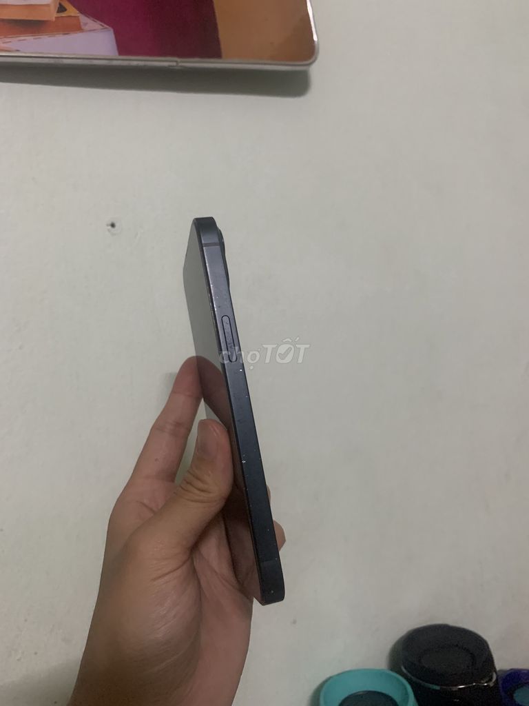 Apple iPhone 13 QT 128GB Đen nguyên rin áp suất. Mua bán Điện thoại tại Quận Hải Châu Đà Nẵng được đăng bởi Linh  hình 1