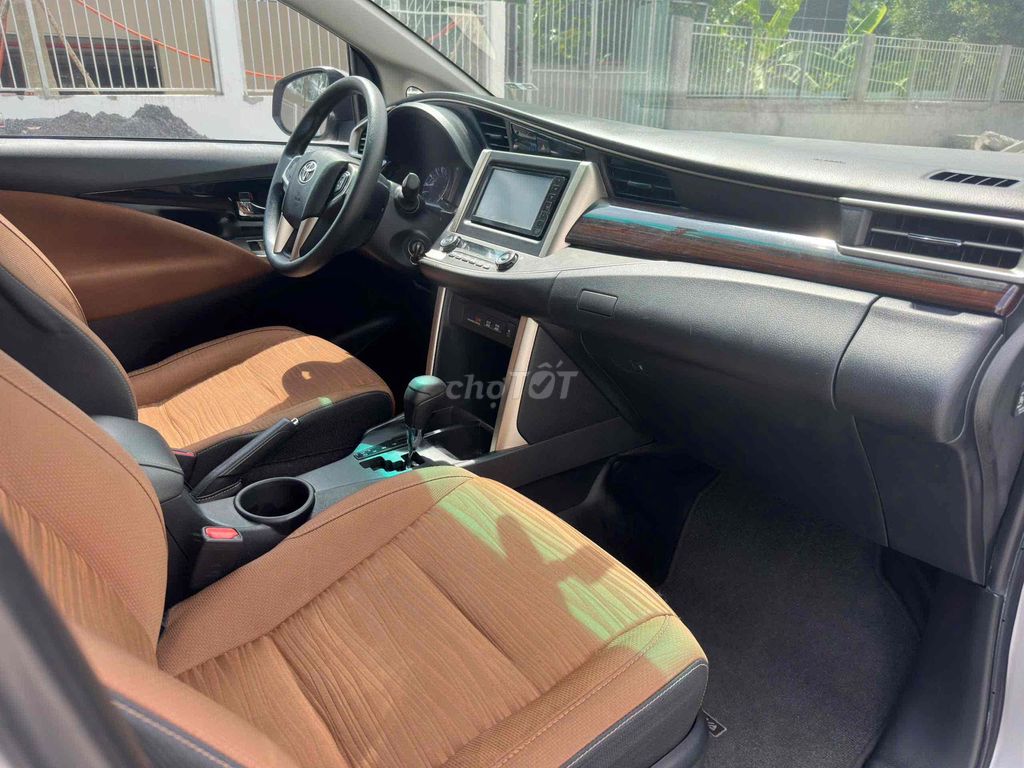 Toyota Innova 2018 2.0G. Mua bán Ô tô tại Quận Tân Bình Tp Hồ Chí Minh được đăng bởi Minh Thắng hình 9