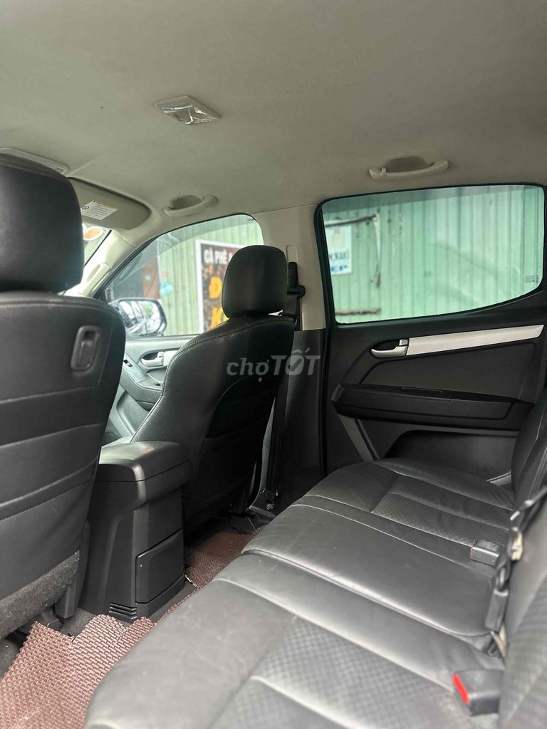 ISUZU DMAX LS 2.5 AT 4x4 SX 2016 NHẬP KHẨU. Mua bán Ô tô tại Thành phố Pleiku Gia Lai được đăng bởi Đức hình 8