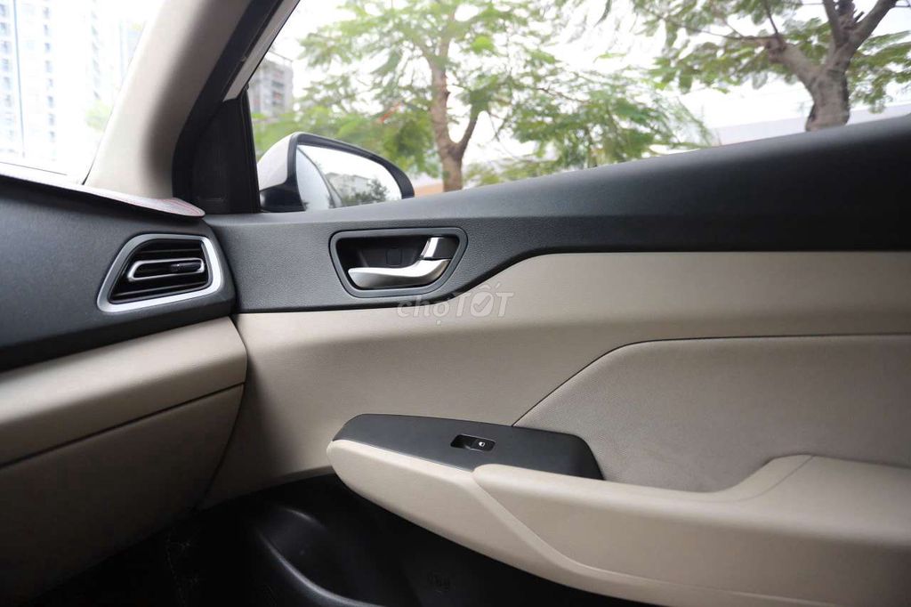 Hyundai Accent 2023 1.4 AT - 39000 km. Mua bán Ô tô tại Thành phố Thủ Đức Tp Hồ Chí Minh được đăng bởi VÕ NGỌC HOÀNG hình 9