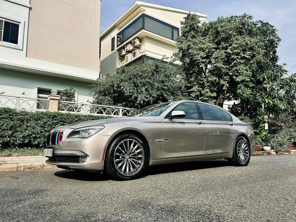 BMW 7 Series 201***0 km