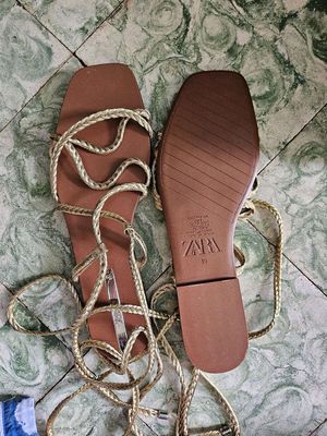 Giày Zara real mới 100%