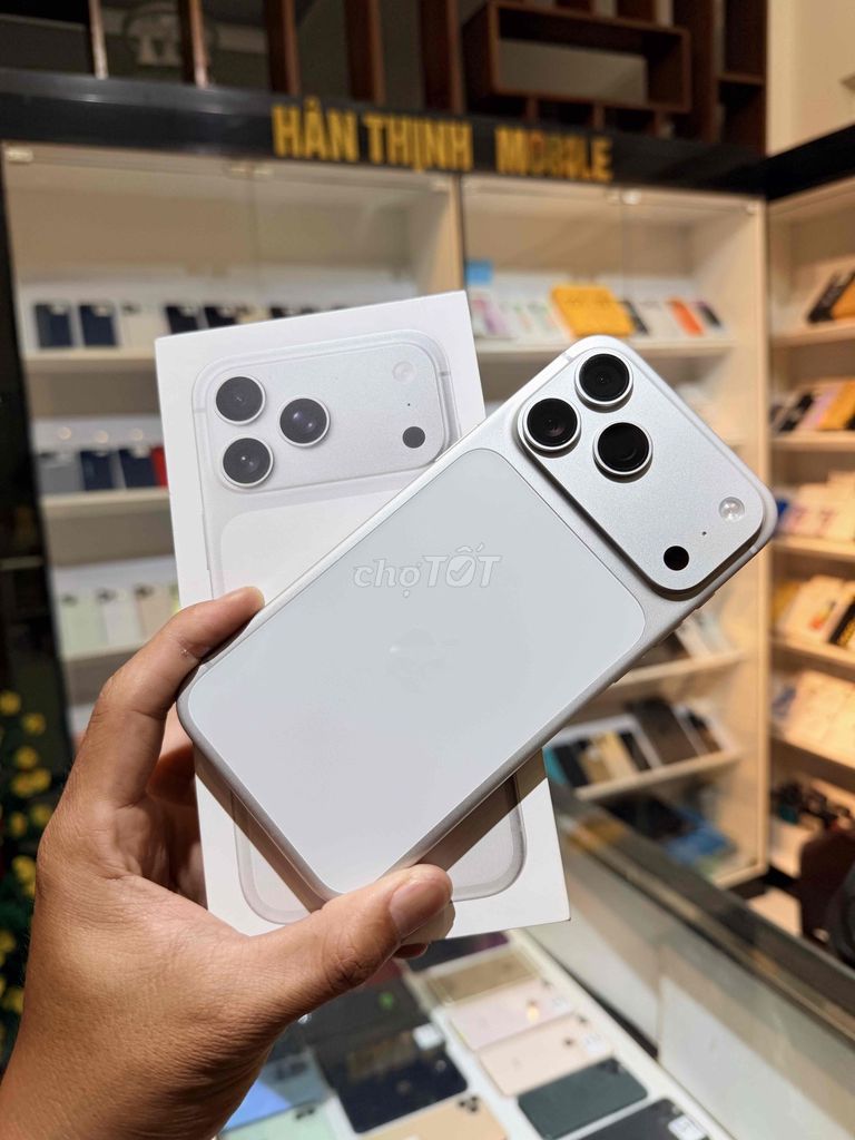Apple iPhone 17 Pro Max 256GB Bạc. Mua bán Điện thoại tại Thành phố Vĩnh Long Vĩnh Long được đăng bởi HT Mobile hình 1