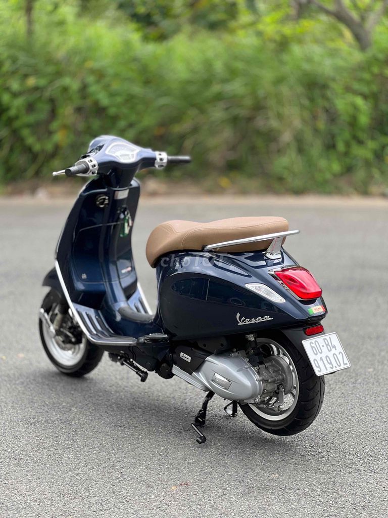 Vespa Primavera 2019 Xanh Đen Abs Keng Có Trả Góp🎉. Mua bán Xe máy tại Thành phố Biên Hòa Đồng Nai được đăng bởi Xe Máy Phát Đồng hình 4