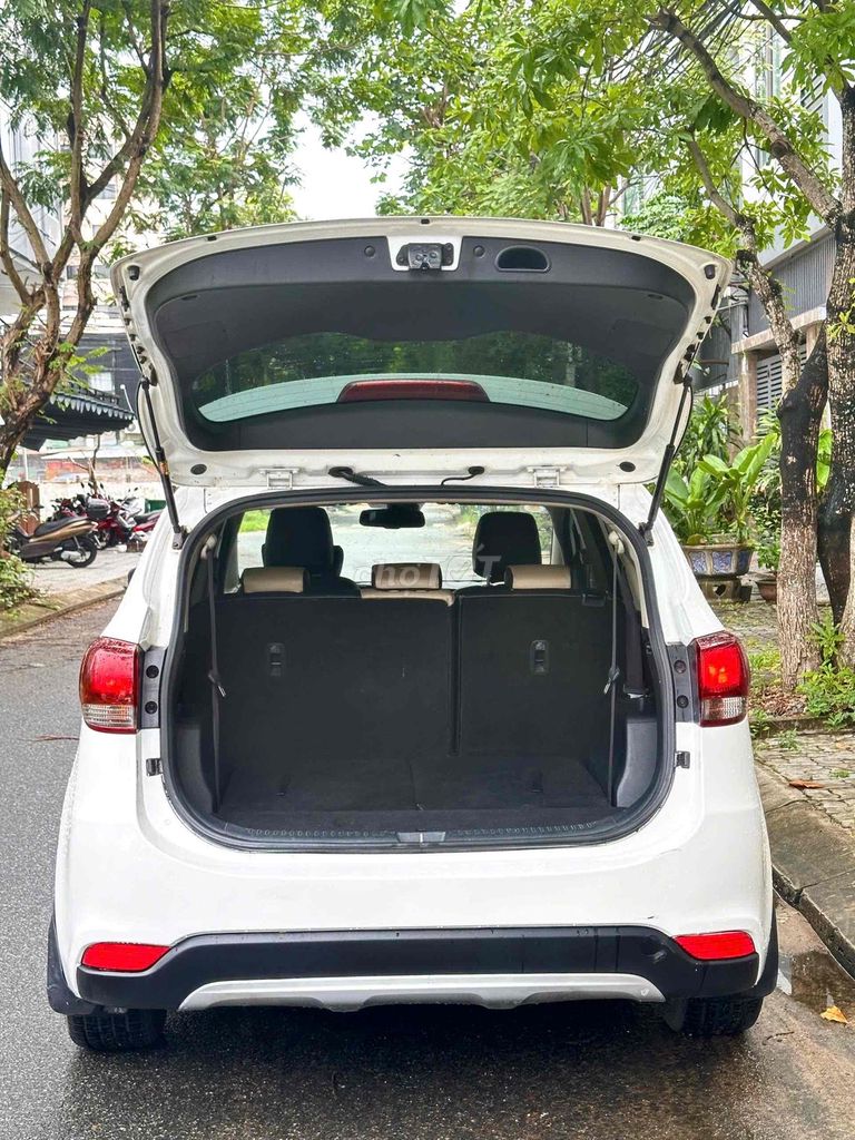 Kia Rondo 2017 Trắng Tự động 10 vạn