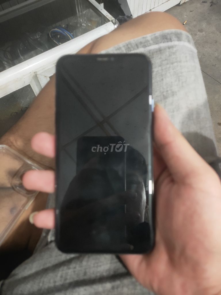 Apple iPhone 11 Pro Max 64GB Xám Lỗi Face ID. Mua bán Điện thoại tại Thị xã Tân Uyên Bình Dương được đăng bởi Bao Ngoc hình 1