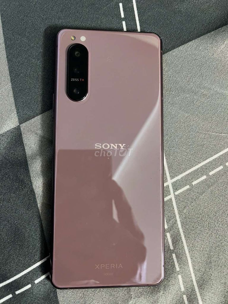 Sony Xperia 5 Mark 2 128GB Tím 8GB Like New. Mua bán Điện thoại tại Quận Thanh Xuân Hà Nội được đăng bởi Nguyễn Quang Đức hình 1