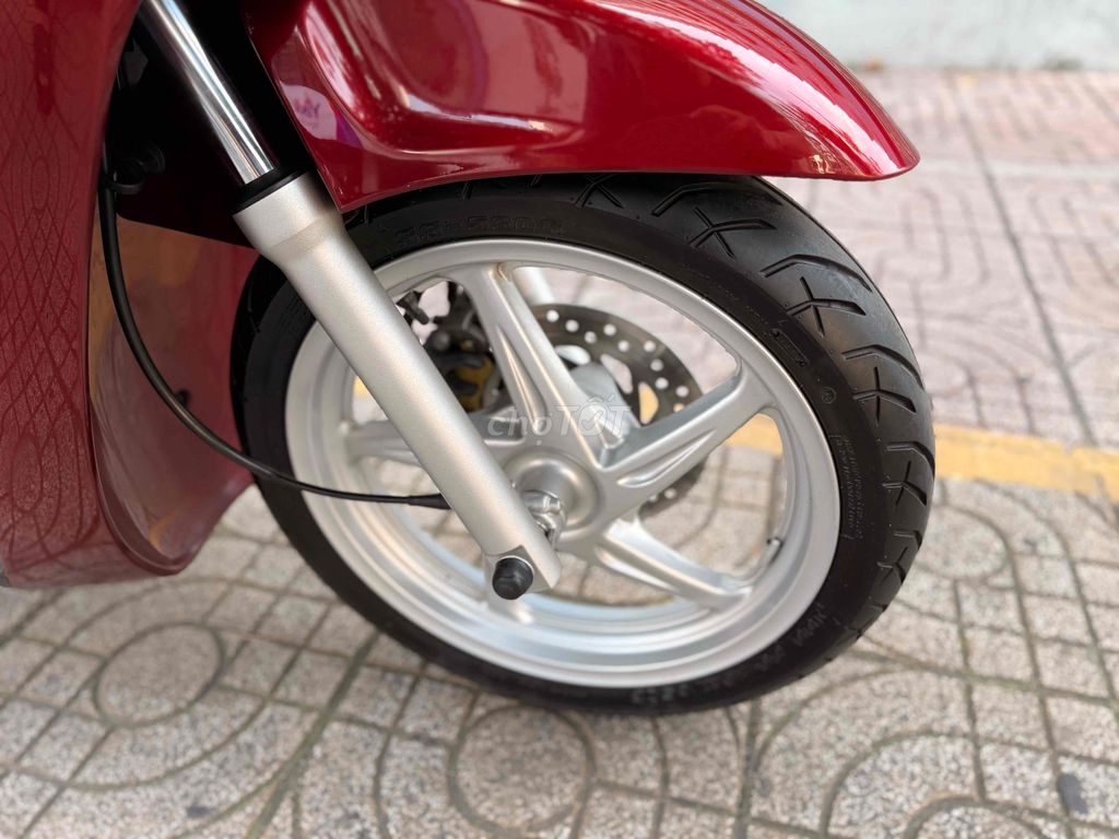Honda SH150 2011 Đỏ 51000 km. Mua bán Xe máy tại Quận 10 Tp Hồ Chí Minh được đăng bởi Giang Lê hình 3