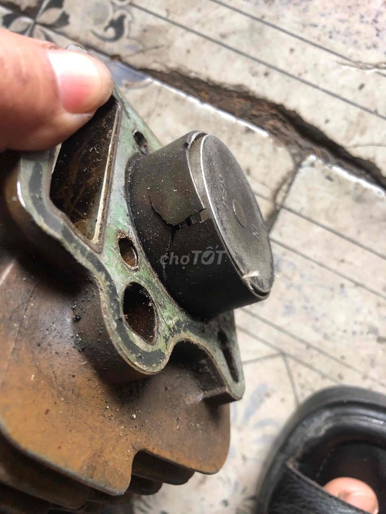 dọn kho thanh lý phụ tùng honda yamaha suzuki. Mua bán Phụ tùng xe tại Thành phố Biên Hòa Đồng Nai được đăng bởi Tranphuong hình 9