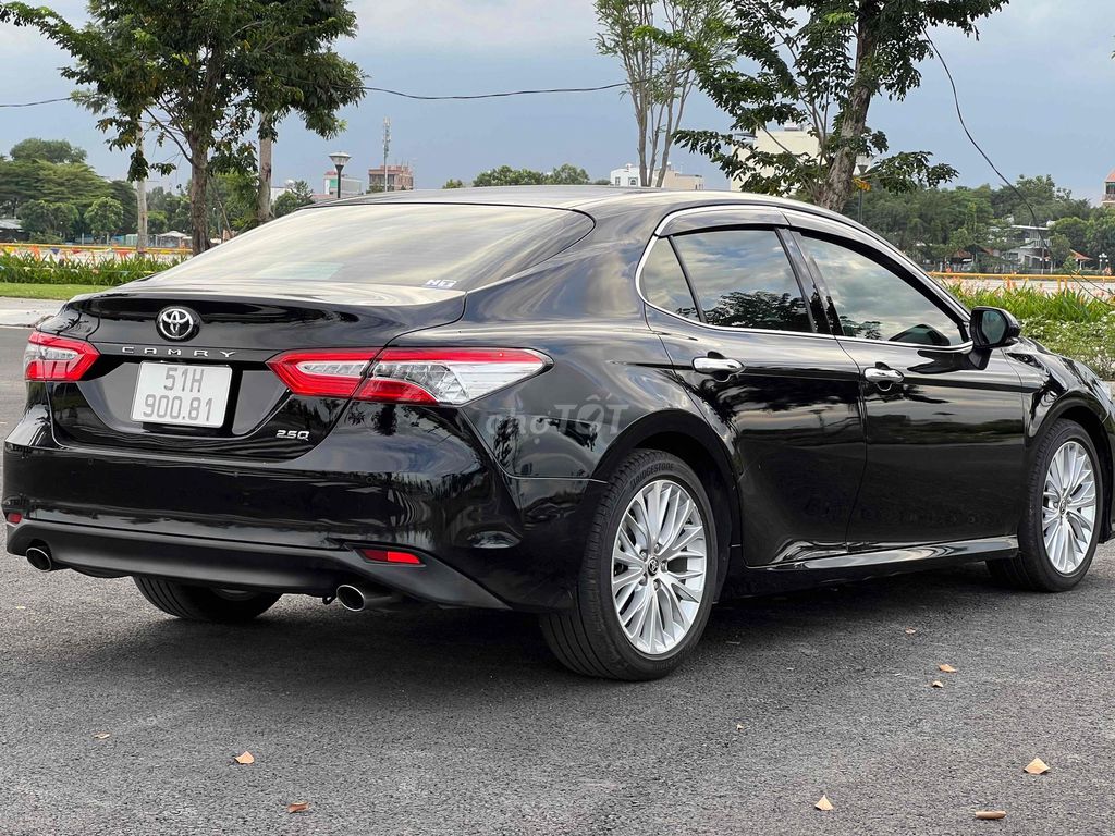 Toyota Camry 2021 2.5Q đen VIP 1 chủ tuyệt đẹp. Mua bán Ô tô tại Thành phố Thủ Đức Tp Hồ Chí Minh được đăng bởi Mr Điệp  hình 7