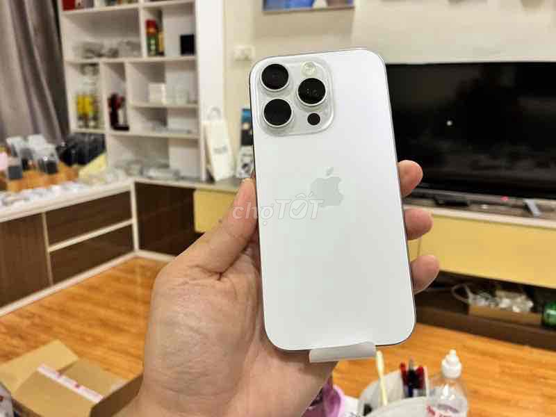 Apple iPhone 16 Pro Bạc. Mua bán Điện thoại tại Quận Gò Vấp Tp Hồ Chí Minh được đăng bởi Tý Store hình 1