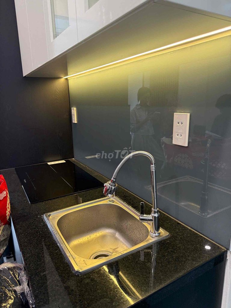 1-bedroom apartment with balcony by Duy Tân University — photo 6