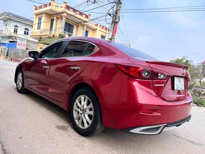 Mazda 3 2018 1.5 AT Sedan - giá 389 tr