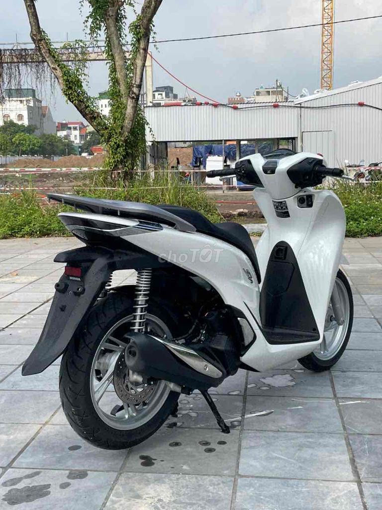 SH Siêu Lướt 2025 Chất _ Bảo Hành 3 Năm. Mua bán Xe máy tại Huyện Gia Lâm Hà Nội được đăng bởi Xe Máy Phúc Hưng hình 2