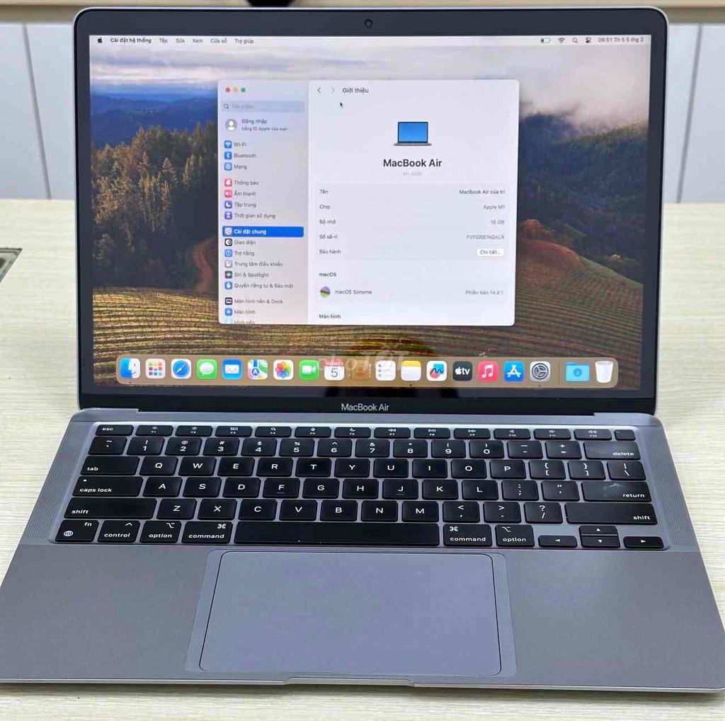 MacBook Air M1 16GB/256GB Xám đẹp 98% zin all. Mua bán Laptop tại Quận 5 Tp Hồ Chí Minh được đăng bởi Phan Thế Phong  hình 1