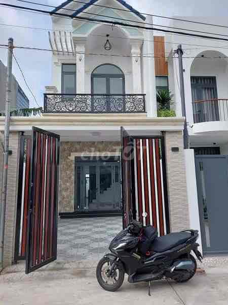 nhà nằm ngay gần đường Đồng Khởi Biên Hoà giá 1tỷ7 sổ hồng riêng