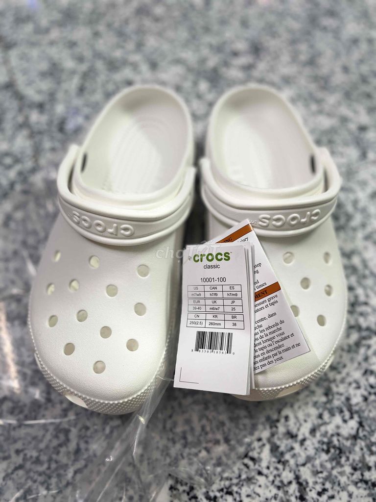 Dép Crocs Classic Trắng Unisex. Mua bán Giày dép tại Thành phố Biên Hòa Đồng Nai được đăng bởi Phương Quỳnh hình 1