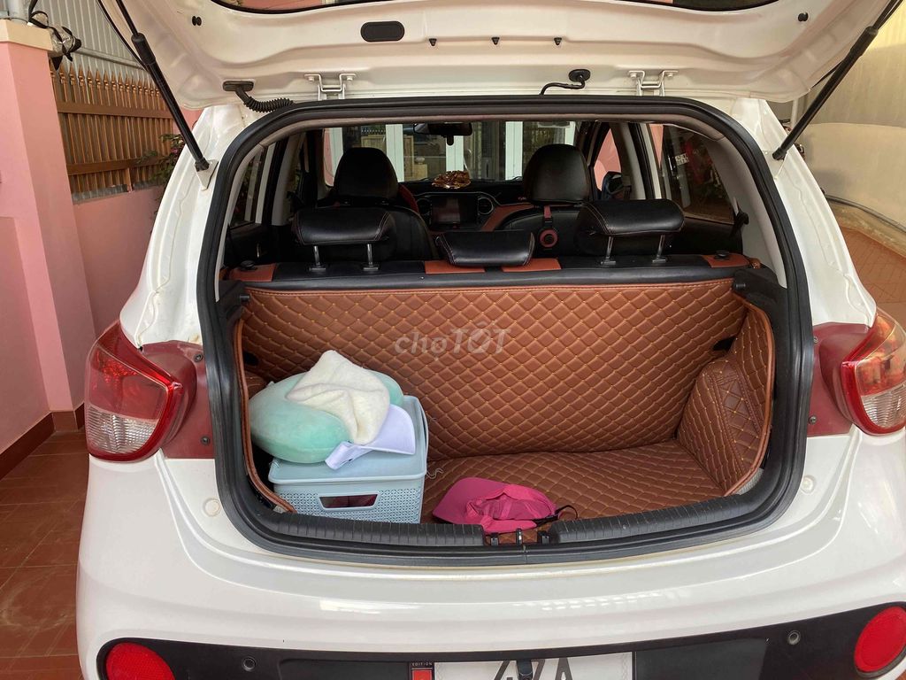 Hyundai Grand i10 2018 Grand 1.2 MT - 8000 km. Mua bán Ô tô tại Thị Xã Buôn Hồ Đắk Lắk được đăng bởi Nho Huynh hình 16