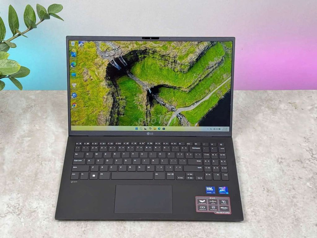 LG GRAM 15Z90S Ultra 7 15.6 inch 16GB/1TB. Mua bán Laptop tại Quận Bình Thạnh Tp Hồ Chí Minh được đăng bởi Vũ Quang Khải hình 1