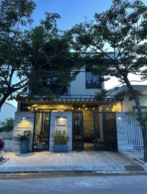 Аренда · 3 комн. · 140 м² · Quận Ngũ Hành Sơn, ул. Đường Nguyễn Phạm Tuân