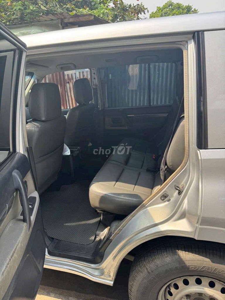 Mitsubishi bajero 2009 tải 300kg 5 người xe zin. Mua bán Ô tô tại Quận Bình Tân Tp Hồ Chí Minh được đăng bởi thành tâm  hình 8