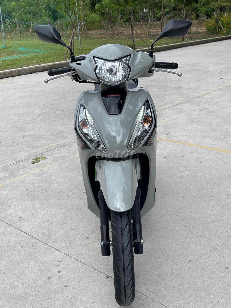 VISION 2024 BẢN SPORT–ZIN CHÍNH CHỦ–ODO 9.900KM. Mua bán Xe máy tại Thành phố Thủ Dầu Một Bình Dương được đăng bởi Xe Máy Bình Dương hình 3