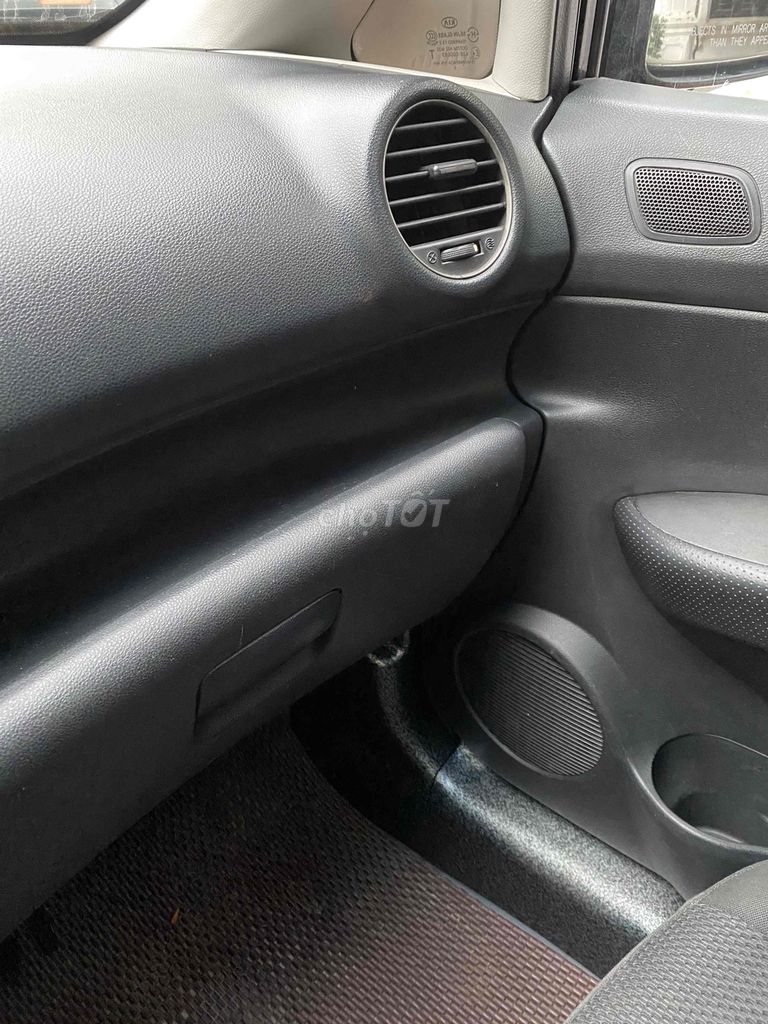 Kia Carens 2009 số tự động 7 chỗ SX 2.0 AT. Mua bán Ô tô tại Huyện Chương Mỹ Hà Nội được đăng bởi Lê Tuấn hình 3