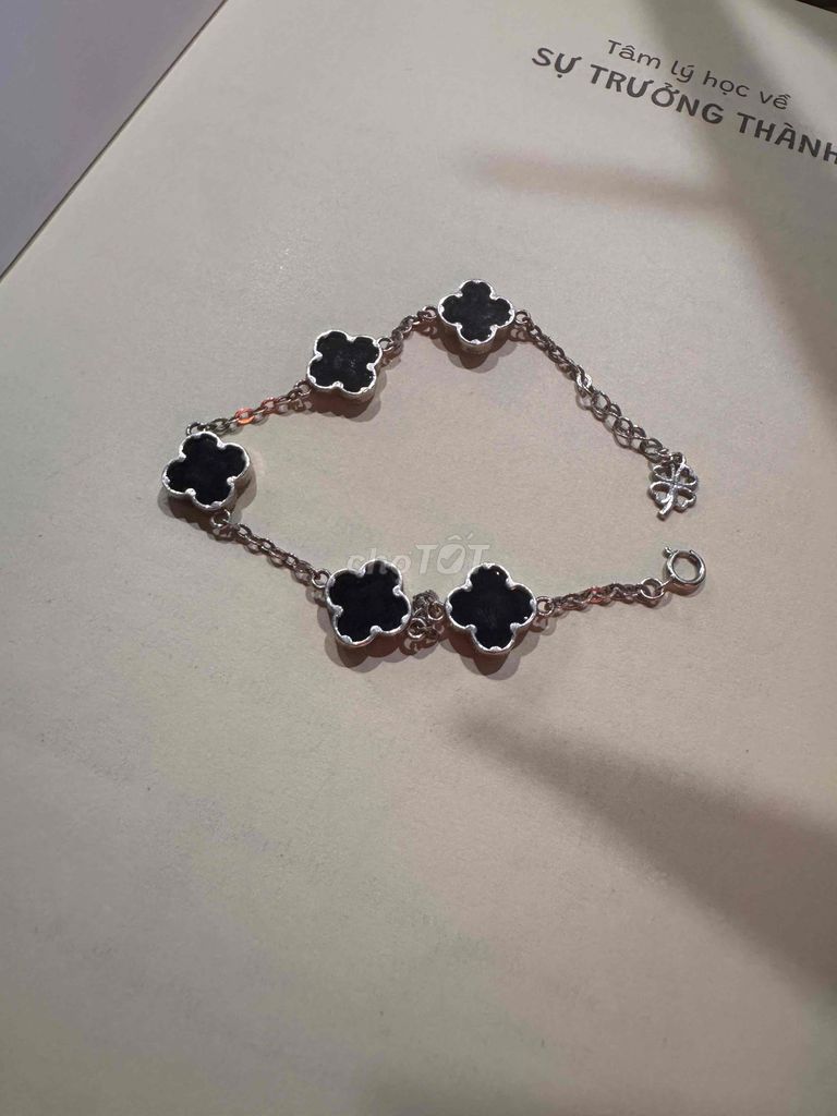 Lắc tay Nữ Bạc 925 Cỏ 4 lá. Mua bán Phụ kiện thời trang khác tại Quận Gò Vấp Tp Hồ Chí Minh được đăng bởi Thy hình 1