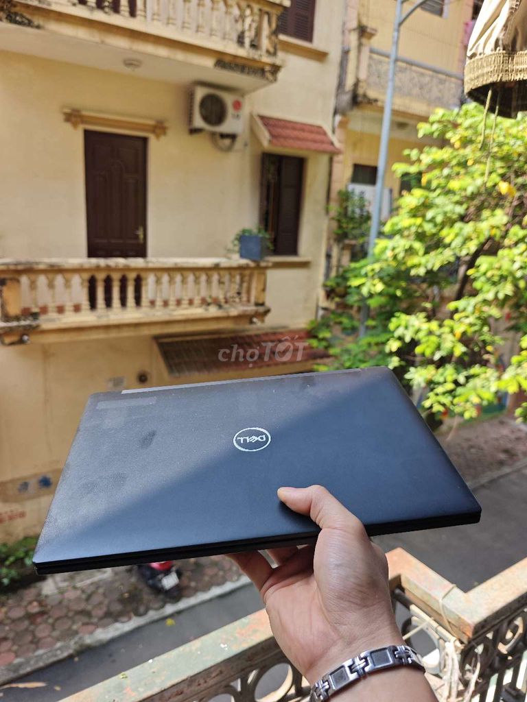 Dell Latitude 7390 Nhật JP Japan . Mua bán Laptop tại Quận Hoàng Mai Hà Nội được đăng bởi Huy Hùng hình 1