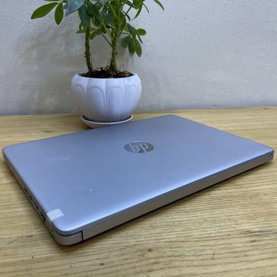 HP Notebook Laptop - i5 10210U/8GB/SSD/14"FHD