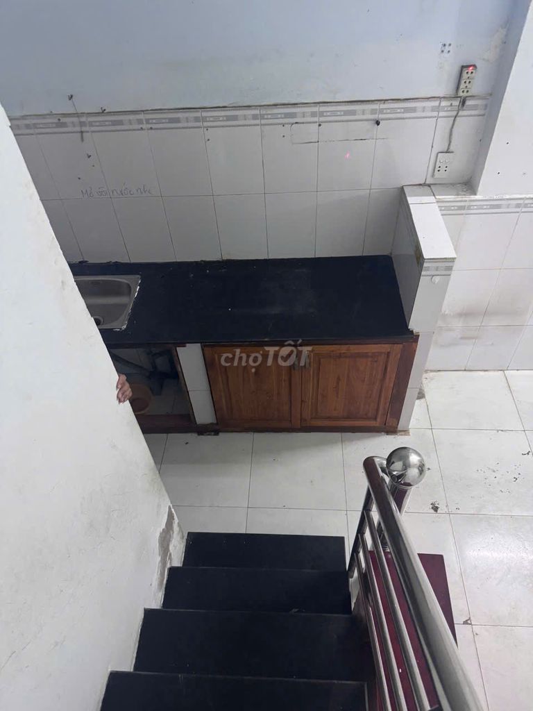Cho thuê phòng Dương Cát Lợi ngay cầu Phú Xuân