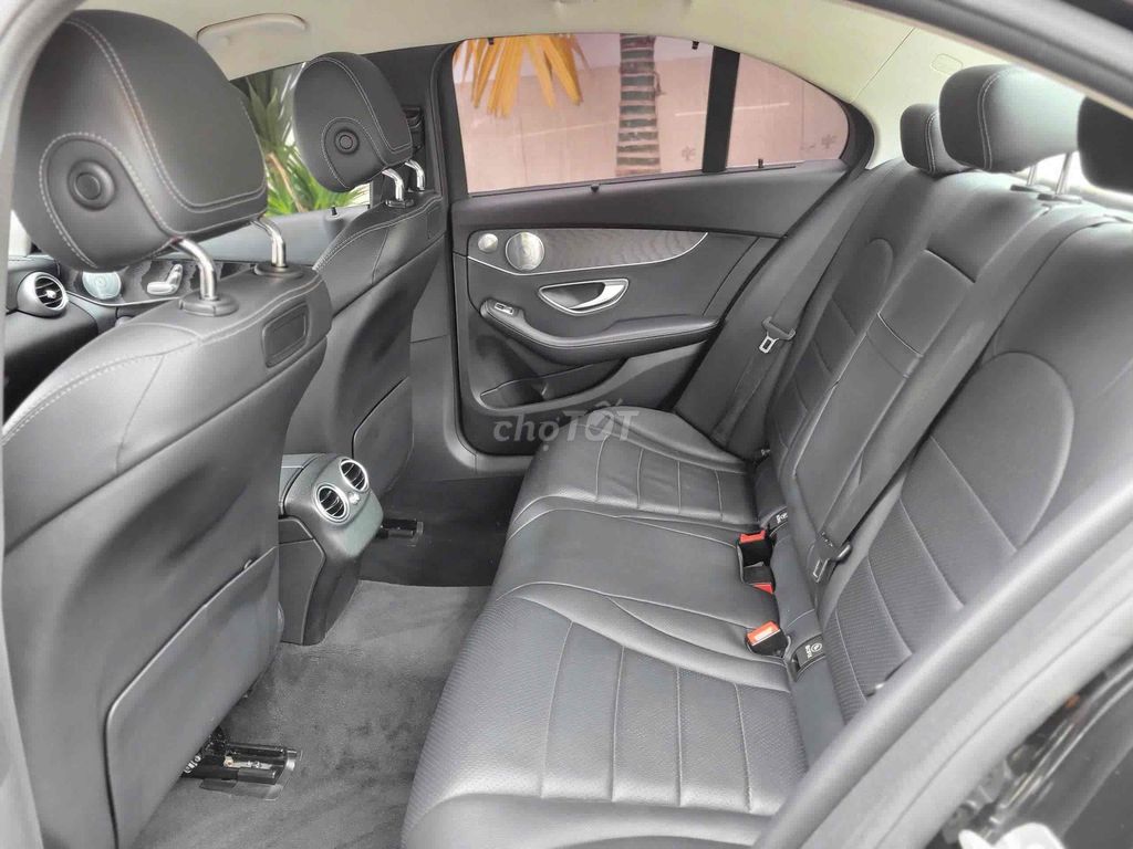 Mercedes Benz C Class 2018 C200 - 81000 km. Mua bán Ô tô tại Quận Gò Vấp Tp Hồ Chí Minh được đăng bởi Thức hình 7