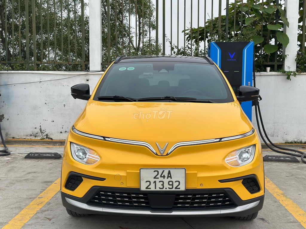 VinFast VF e34 2022 Vàng. Mua bán Ô tô tại Quận Long Biên Hà Nội được đăng bởi Phát Vũ Vinfast hình 3