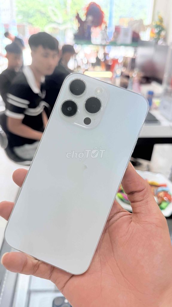Apple iPhone 14 Pro Max 256GB Bạc 99%. Mua bán Điện thoại tại Thị xã Bến Cát Bình Dương được đăng bởi Roland Garox hình 1