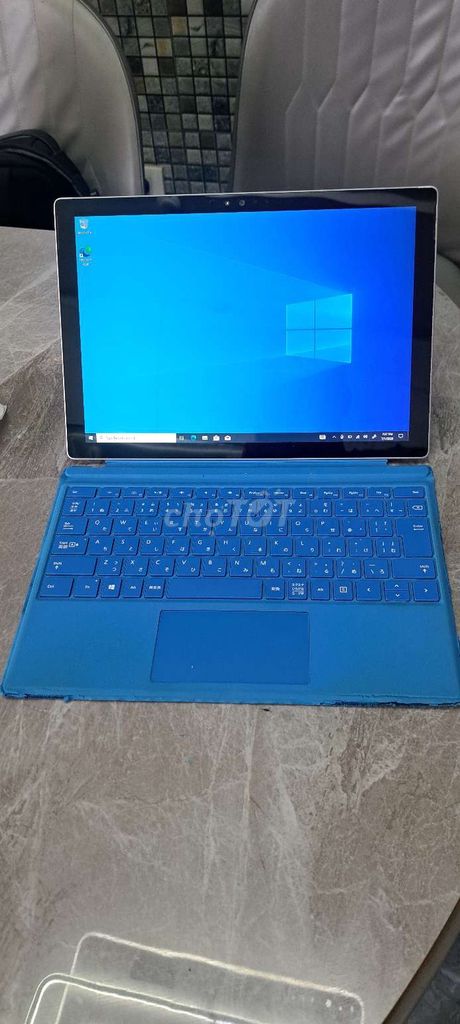 Microsoft Surface Pro 4 Bạc Windows. Mua bán Máy tính bảng tại Quận Bình Tân Tp Hồ Chí Minh được đăng bởi Thanh Tri hình 1