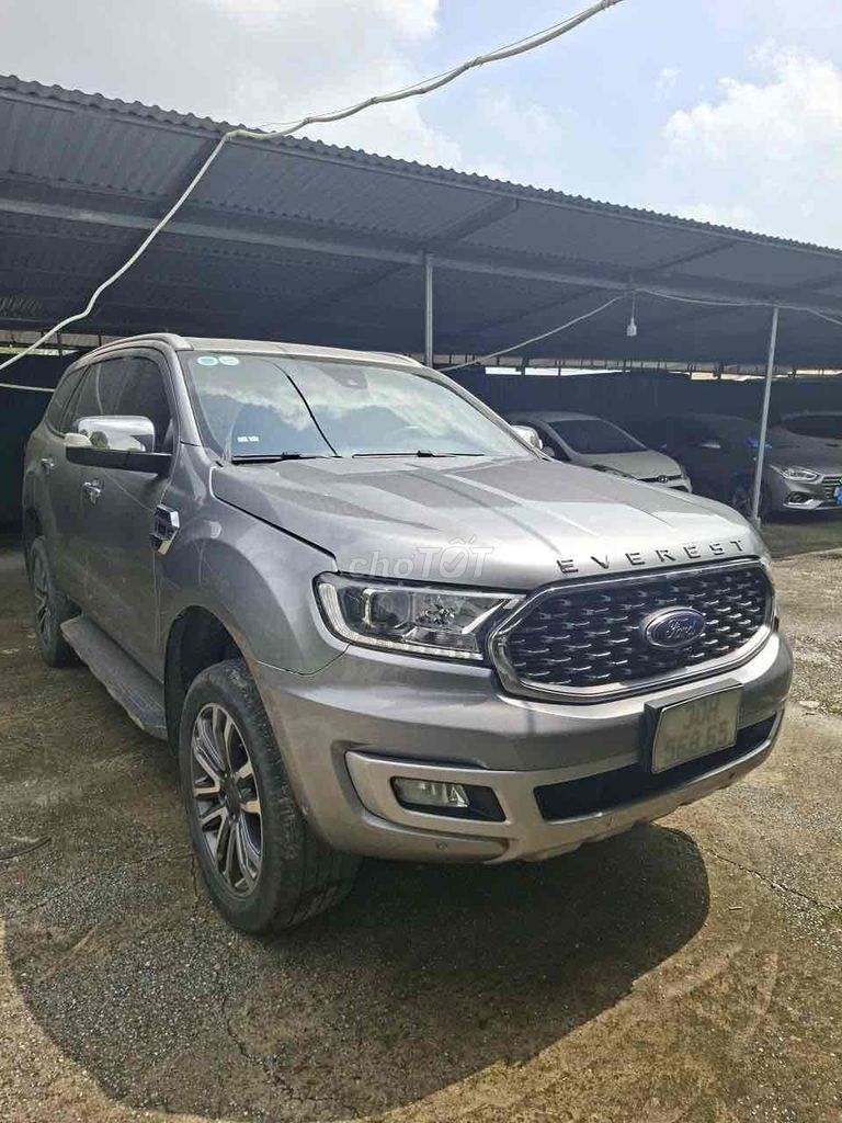 Ford Everest 2021 Titanium 2.0L 4x2 AT - 81361 km. Mua bán Ô tô tại Thành phố Hạ Long Quảng Ninh được đăng bởi Chuyên phát mại tài sản Ngân hàng hình 1