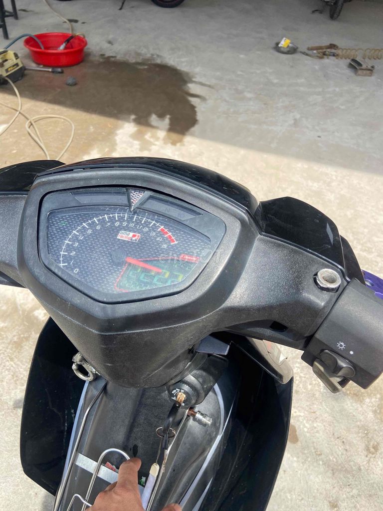 YAMAHA SIRIUS XE ĐẸP MÁY ÊM BỐC MẠNH GIẤY TỜ HL. Mua bán Xe máy tại Huyện Thống Nhất Đồng Nai được đăng bởi CHODONGNAI youtube video hình 13