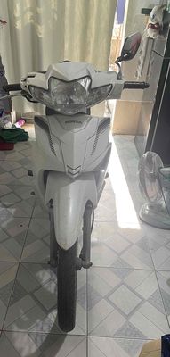 Xe zin,mua xe mới cần bán lại ,đỗ xăng là chạy. Mua bán Xe máy tại Quận Gò Vấp Tp Hồ Chí Minh được đăng bởi Mr Tuấn