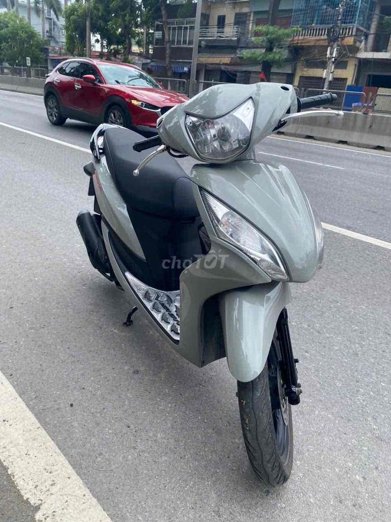 Vision honda đời cao zin đẹp như hình. Mua bán Xe máy tại Quận Hồng Bàng Hải Phòng được đăng bởi Ly  hình 1